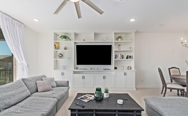 Building Photo - 5100 E Rancho Paloma Dr