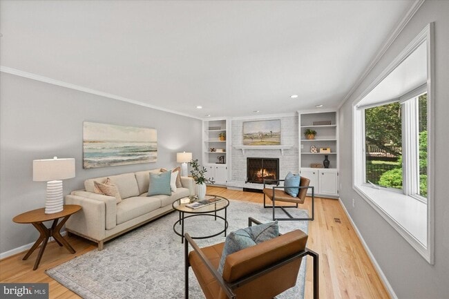 Building Photo - 11209 Maine Cove Dr
