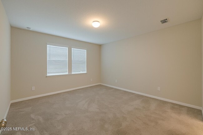 Building Photo - 1827 Amberly Dr
