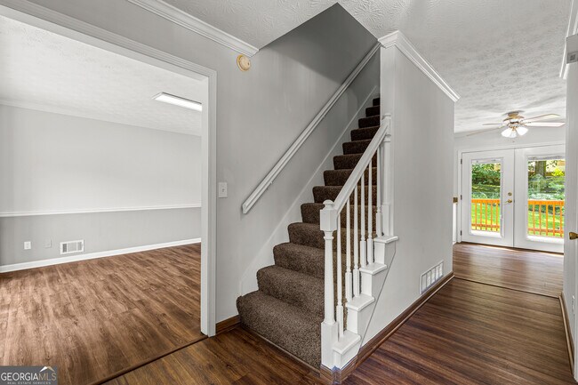 Building Photo - 4966 Cold Springs Dr NW