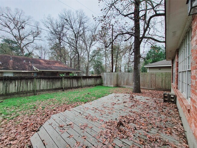 Building Photo - 309 Rolling Hills Dr W