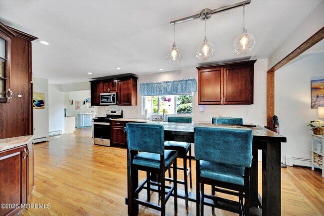 Building Photo - 855 Derry Dr