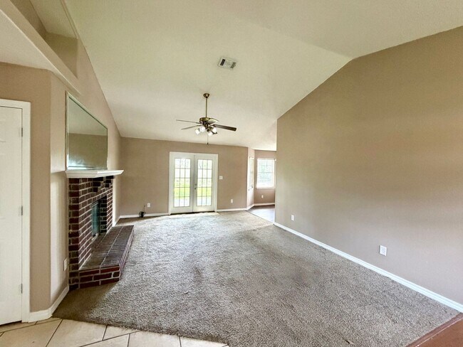Building Photo - 4316 Bayou Ridge Dr