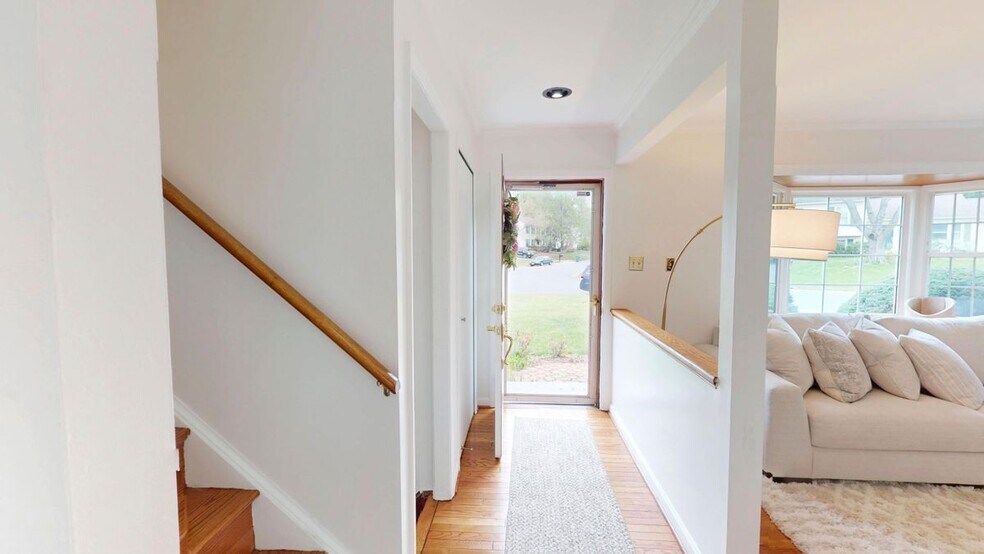 Building Photo - 10200 McKean Ct