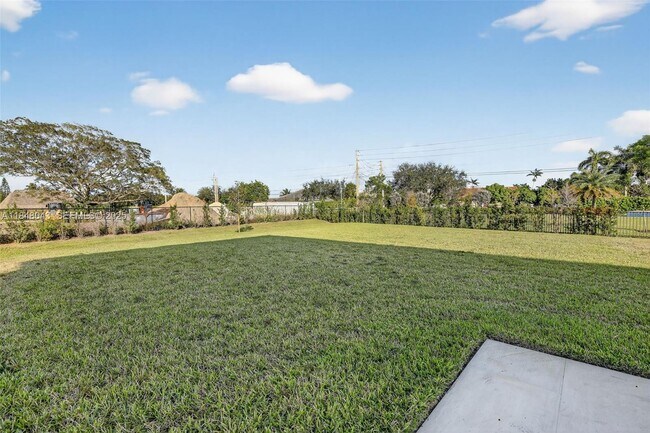 Building Photo - 14855 Millstone Ranches Dr