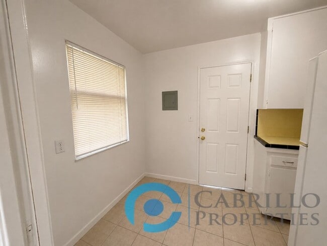 Building Photo - 4413 44th St
