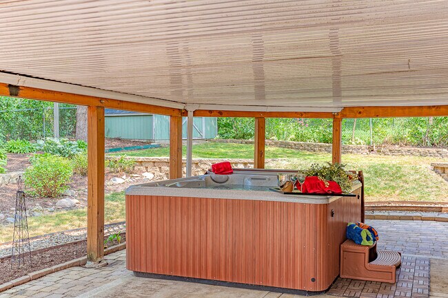 Building Photo - 1490 Paisley Ct