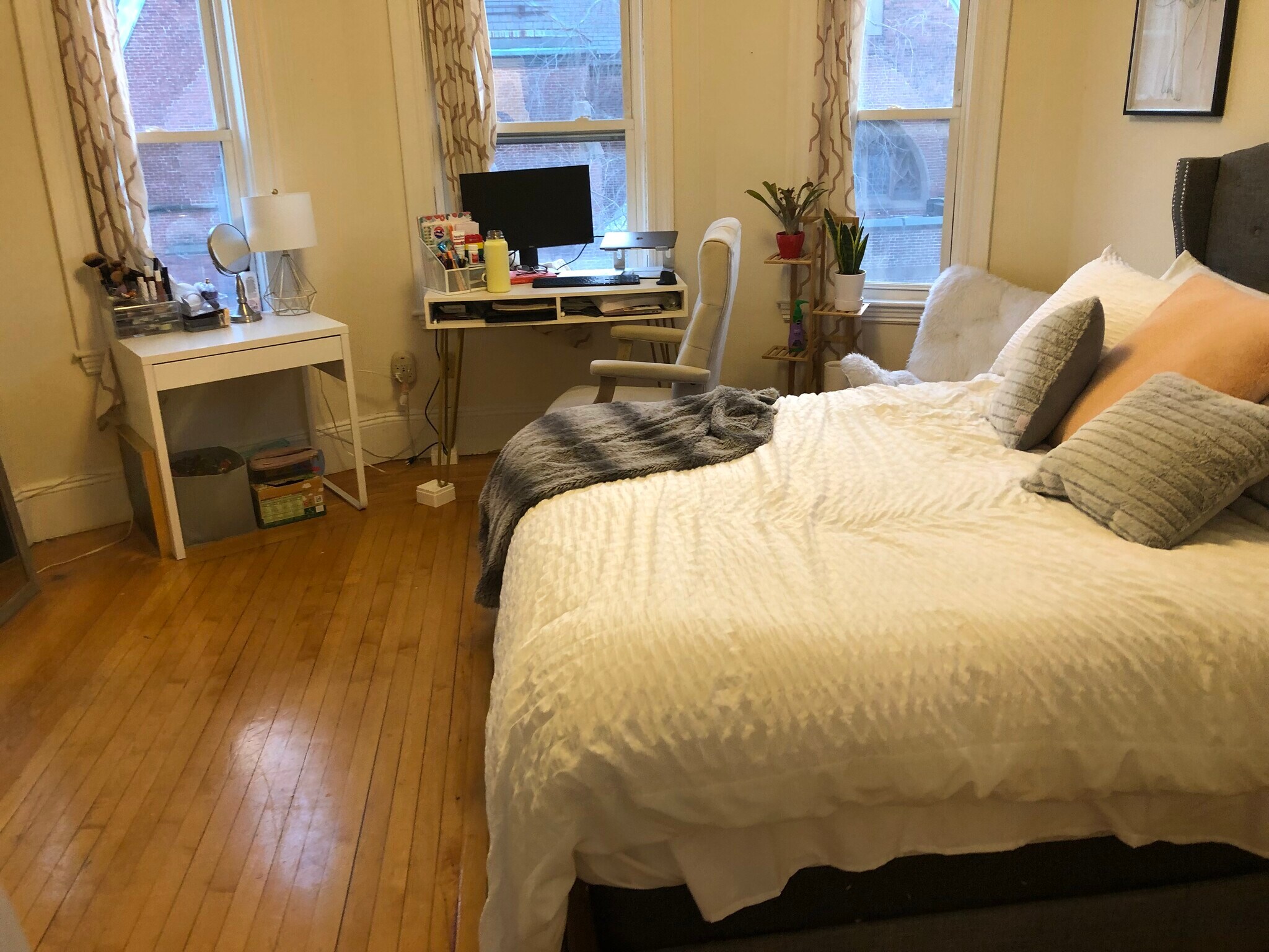 Building Photo - 231 Harvard St