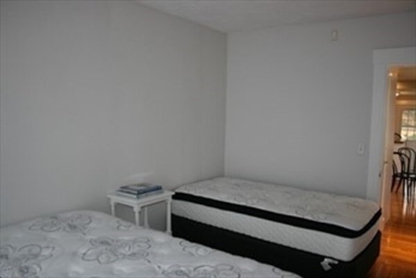 Building Photo - 4-6 Bishop St-