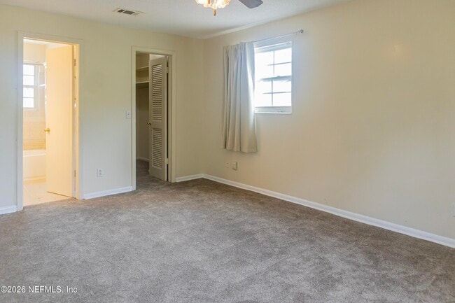 Building Photo - 5039 Winchester Dr S