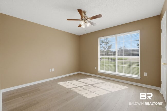 Building Photo - 808 Azalea Trace Dr