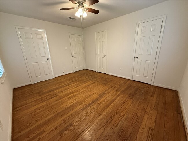 Building Photo - 2310 Pecos St