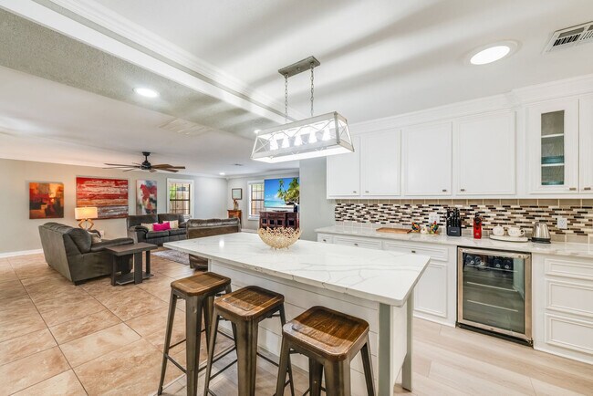 Building Photo - 2930 Water Lily Dr