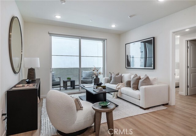 Building Photo - 1303 Orange Grove Ave