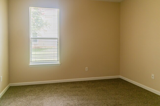 Building Photo - 6589 White Blossom Cir