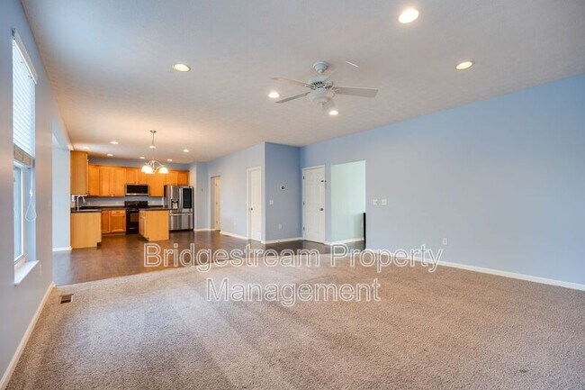 Building Photo - 1875 Prairie Clover Dr