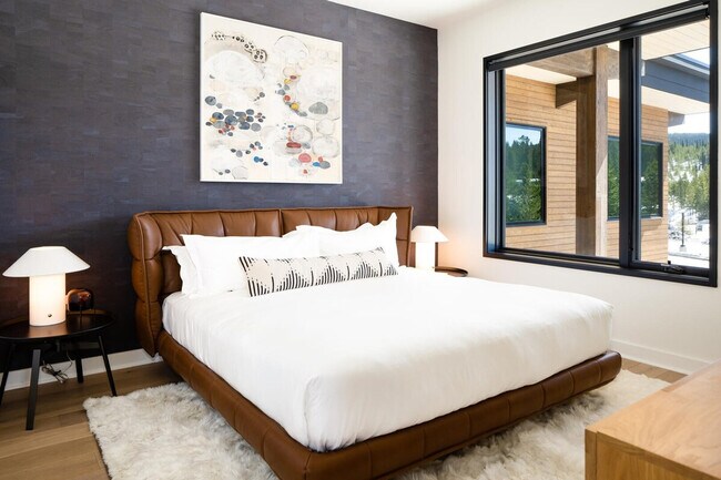 Building Photo - 4 Boathouse Way