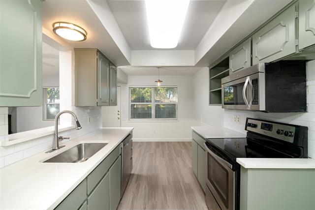 Building Photo - 731 Brentwood Ln