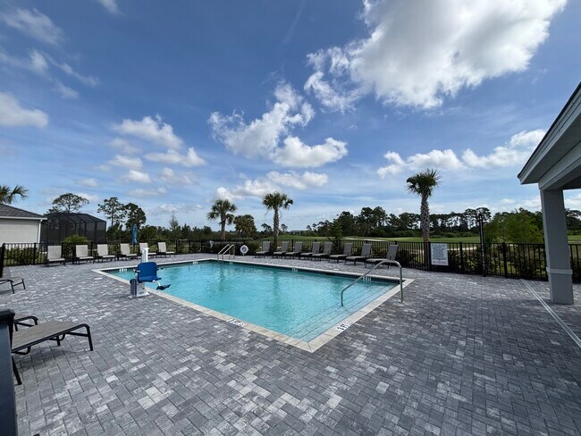 Building Photo - Wellen Golf St. Unit 105 Veranda Condo Wellen Park G&CC