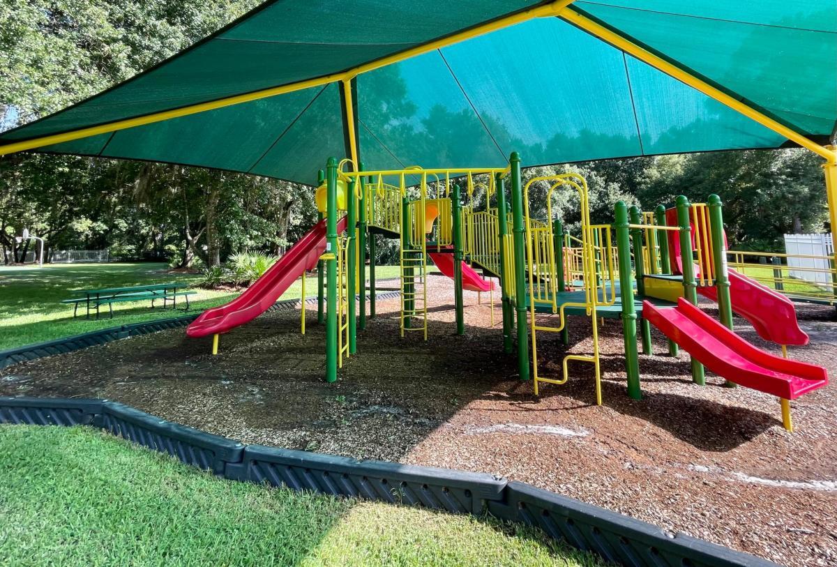 Building Photo - 35315 Whispering Pines Dr