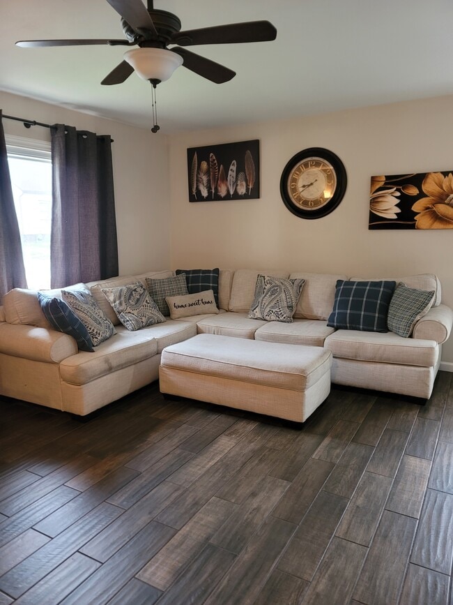 Building Photo - 4012 E 27th St