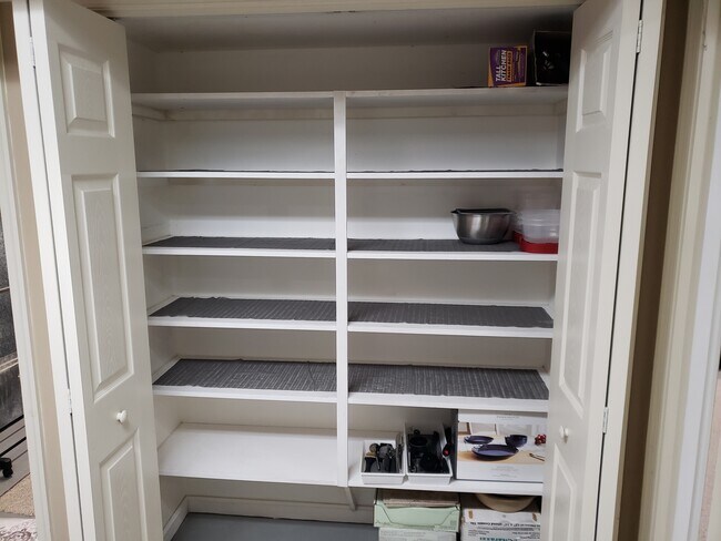 Building Photo - 3225 Magnolia Ridge Rd