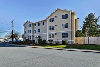 Building Photo - Nashua NH