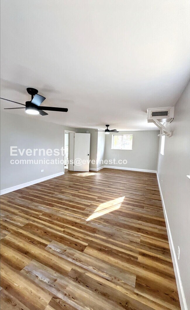 Building Photo - 1307 Brockton Dr