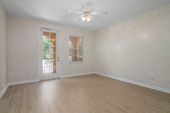 Building Photo - 28608 Alessandria Cir