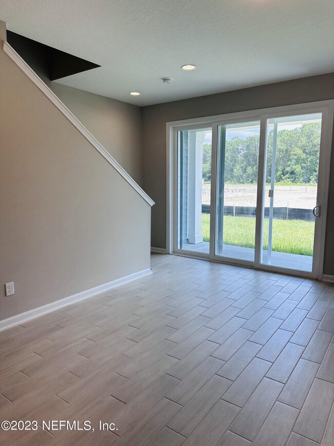 Building Photo - 47 Fieldfare Ln