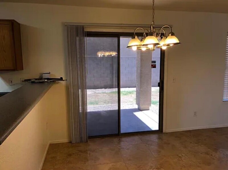 Building Photo - 1293 S Bridgegate Dr