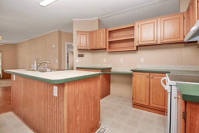 Building Photo - 128 Evelyn Ln