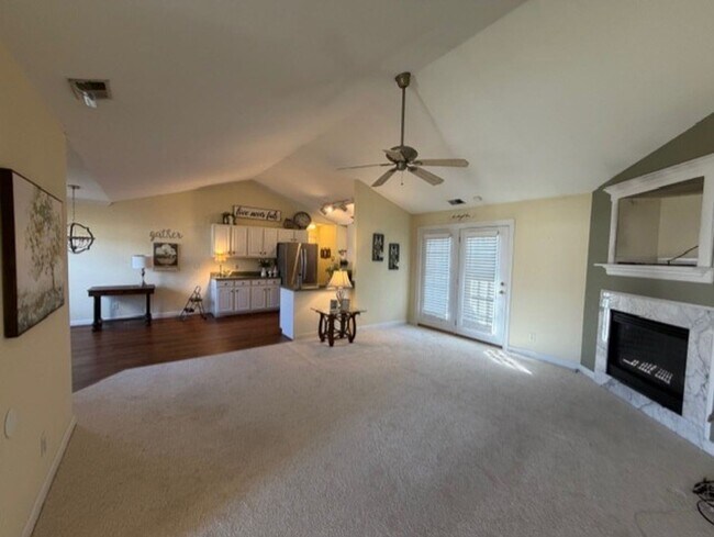 Building Photo - Suffolk Meadows