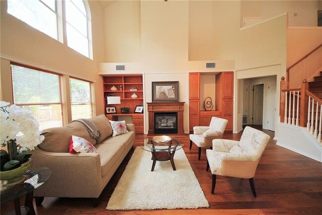 Building Photo - 8508 Forest Heights Ln