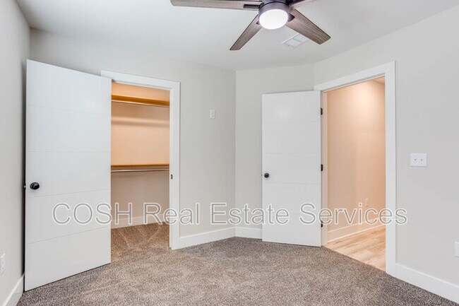 Building Photo - 8541 W 37th St N