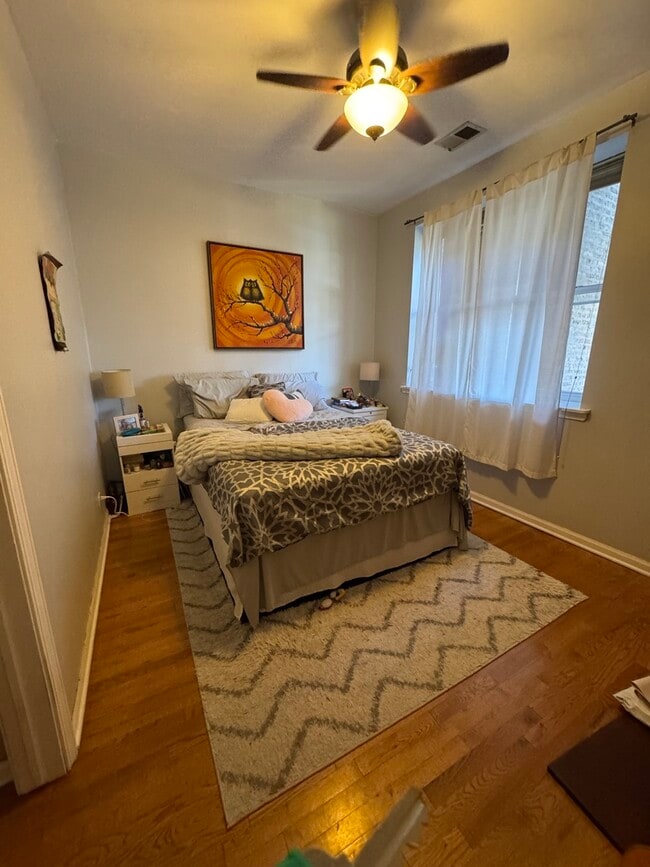 Building Photo - 4736 N Magnolia Ave