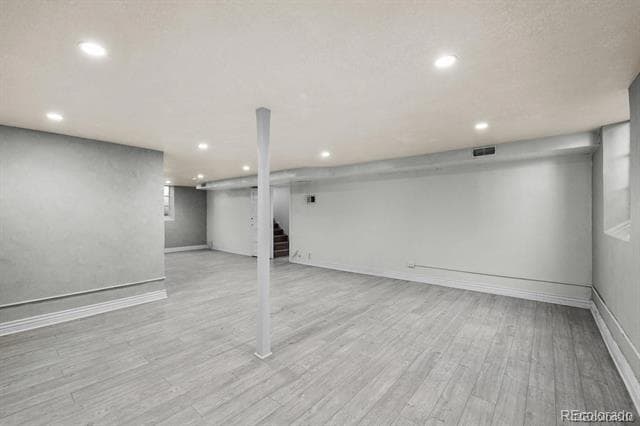 Building Photo - 3085 Clermont St