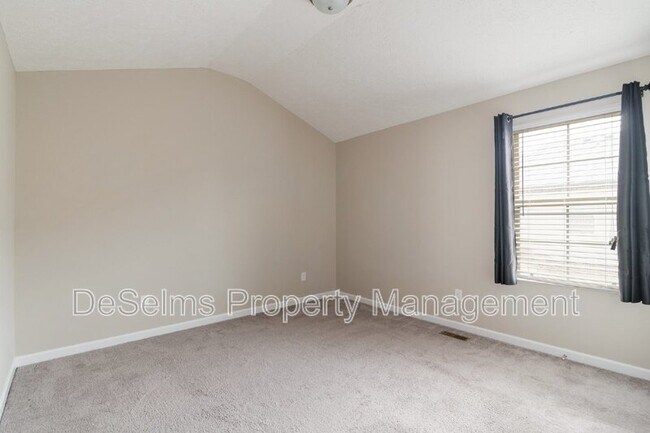 Building Photo - 5341 Tony Lama Ln