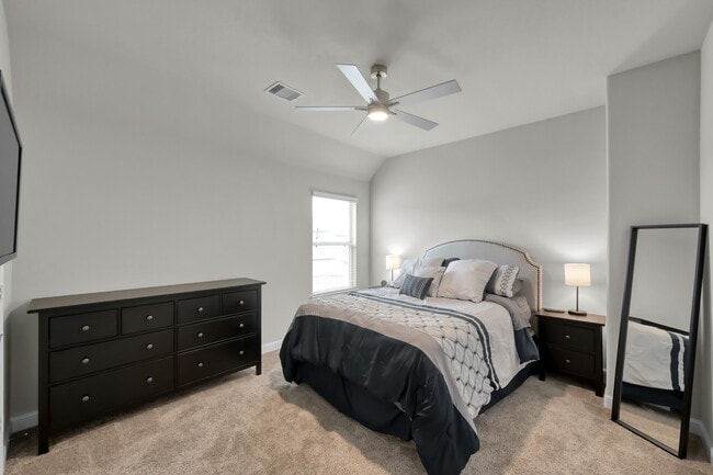 Building Photo - 241 Bright Blf Cir