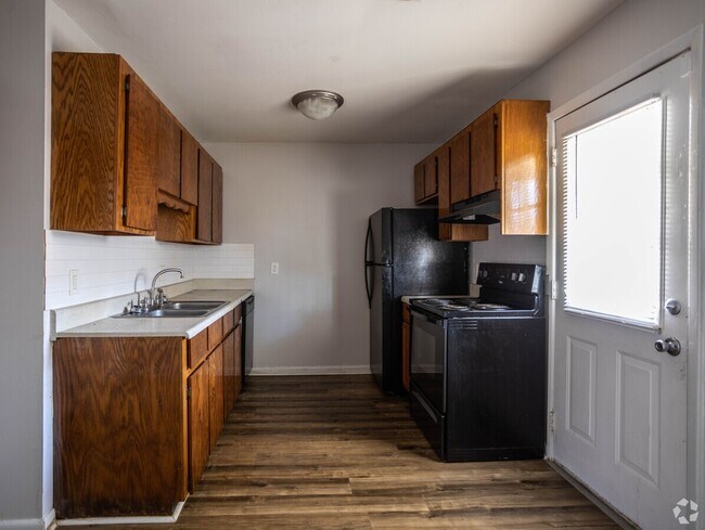 Interior Kitchen Area - Shamrock Apartments