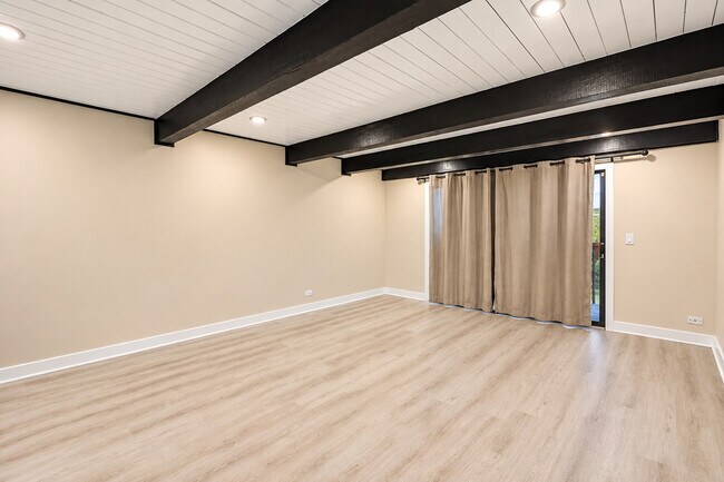 Building Photo - 1755 Rand Rd