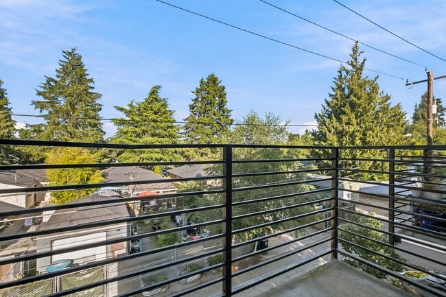 Building Photo - 9220 35th Ave SW