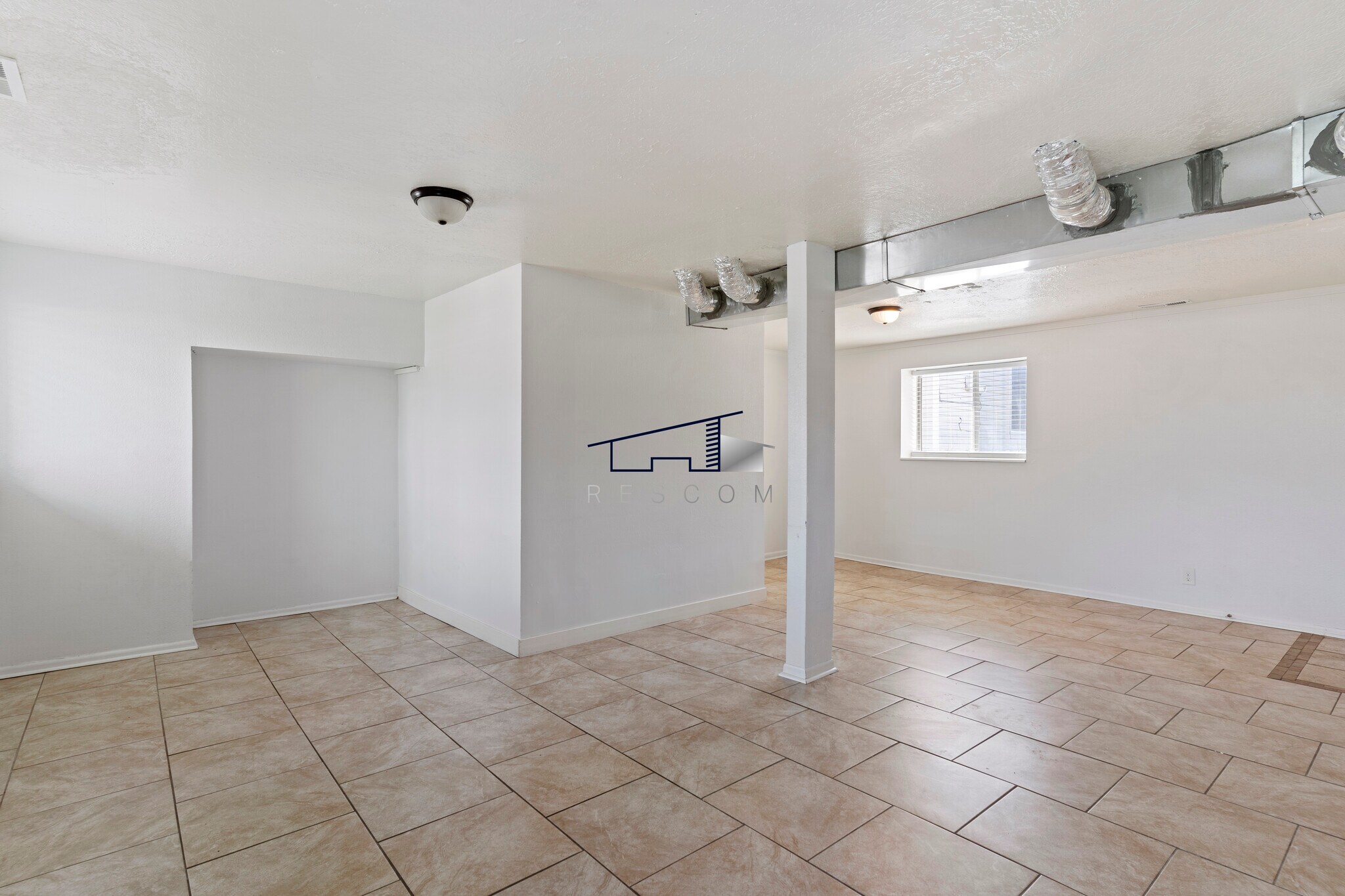 Building Photo - 1721 N 750 W