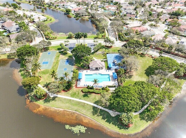 Building Photo - 1400 Meadows Blvd