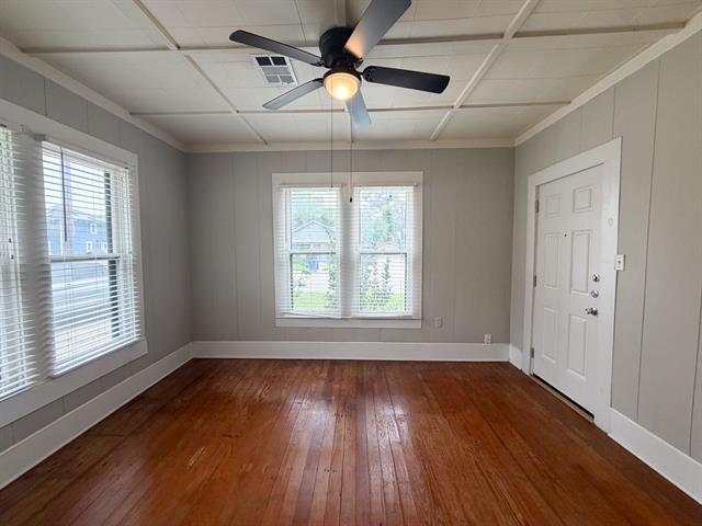 Building Photo - 205 W Gilmer St