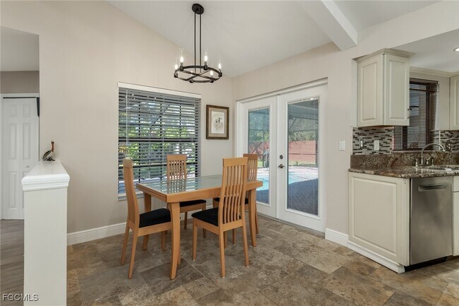 Building Photo - 13810 McGregor Blvd