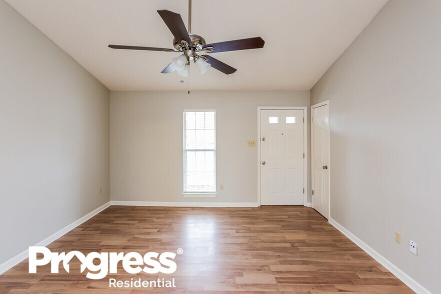 Building Photo - 5850 Waverly Dr
