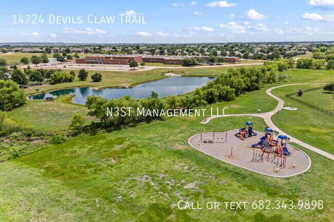 Building Photo - 14724 Devils Claw Trl