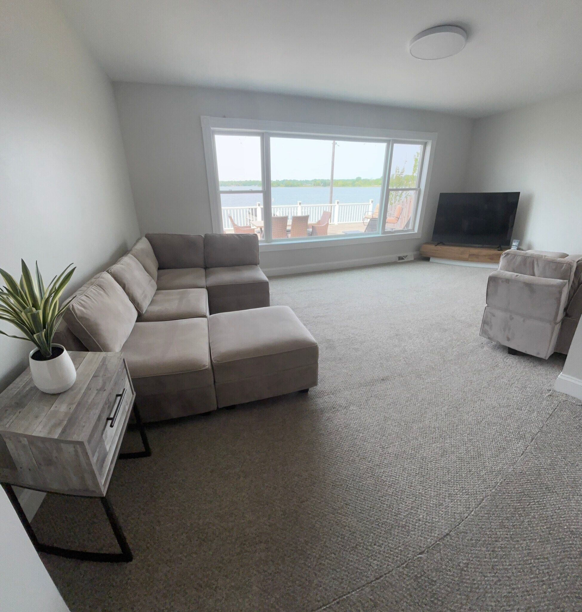 Living Room #1 - 4 N Pistakee Lake Rd