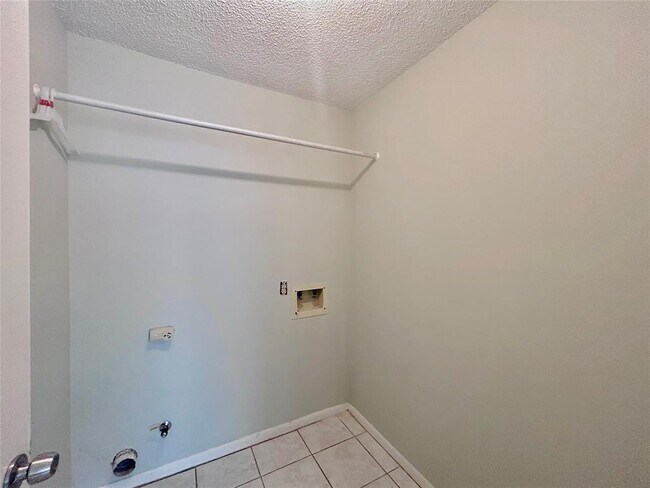 Building Photo - 18519 Sweetjasmine Ln